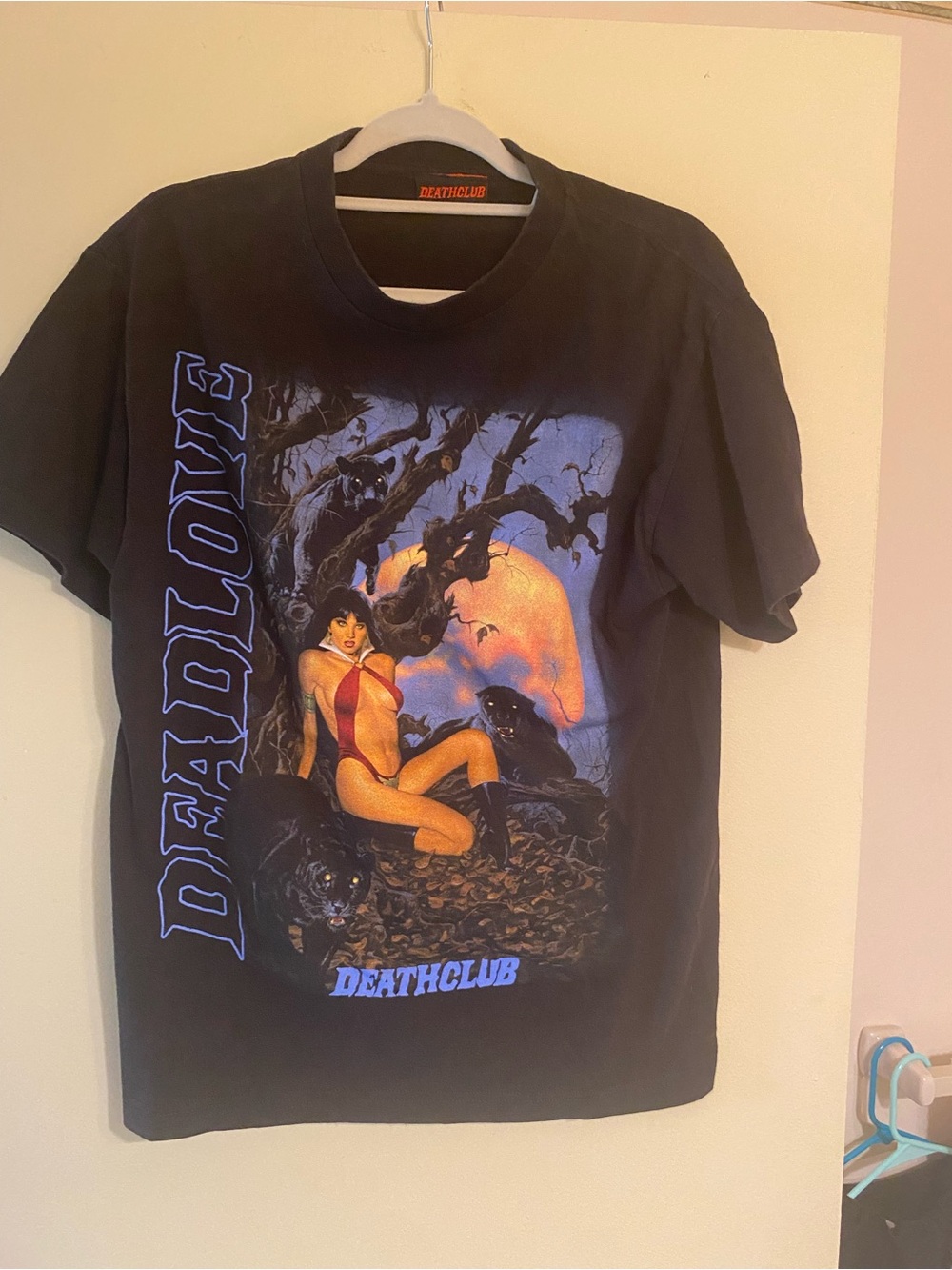 DEATHCLUB Black Graphic Tee with Moonlit Vampire Art